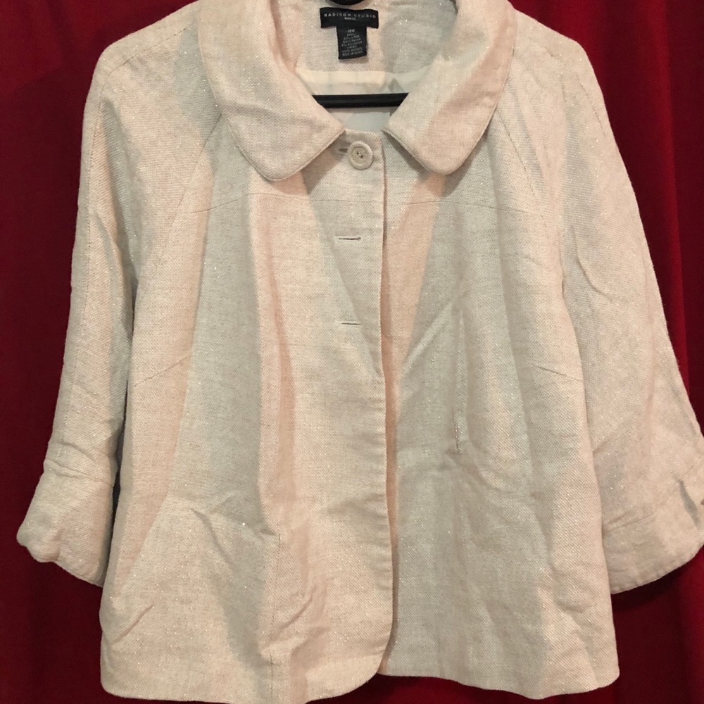 Blazer - Picture 5 of 5